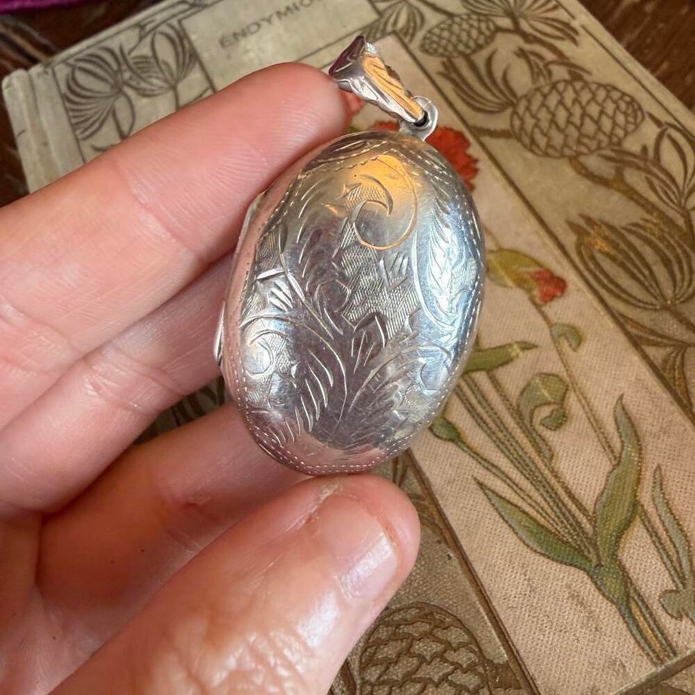 Etched vintage sterling silver locket